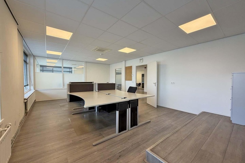 BedrijfsruimteaanIndustrieweg 20<br/> inSliedrecht