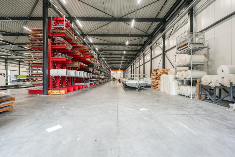 BedrijfsruimteaanHeibloemweg 14<br/> inHelmond
