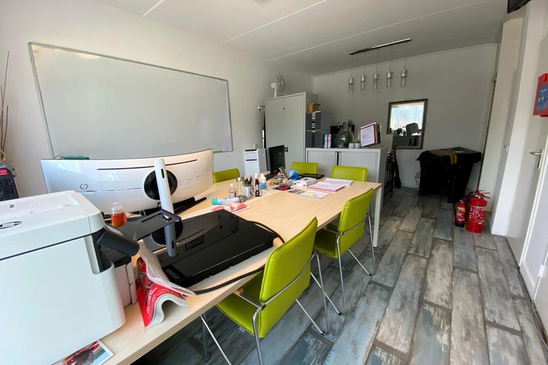 BedrijfsruimteaanOperetteweg 88<br/> inAlmere BedrijfsruimteaanOperetteweg 88<br/> inAlmere