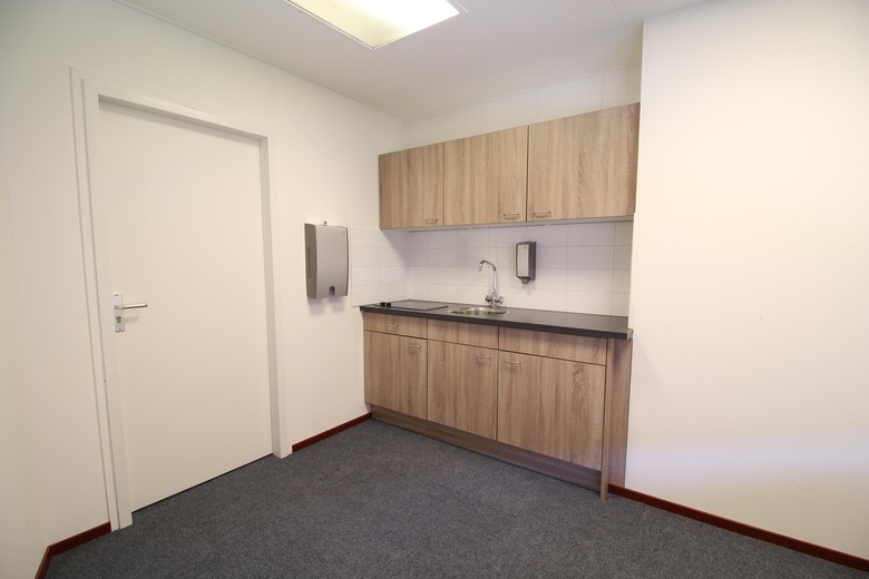 BedrijfsruimteaanDe Veldoven 2 B<br/> inHendrik-Ido-Ambacht BedrijfsruimteaanDe Veldoven 2 B<br/> inHendrik-Ido-Ambacht