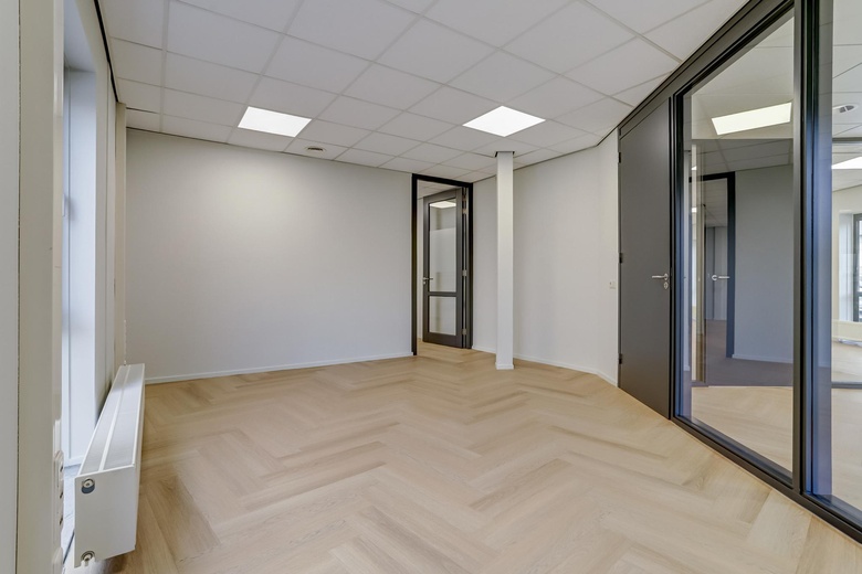KantoorruimteaanKeizersveld 47<br/> inVenray KantoorruimteaanKeizersveld 47<br/> inVenray