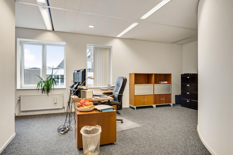 KantoorruimteaanMinderbroederssingel 52<br/> inRoermond KantoorruimteaanMinderbroederssingel 52<br/> inRoermond