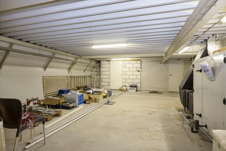 BedrijfsruimteaanIndustrieweg 2<br/> inWaalwijk BedrijfsruimteaanIndustrieweg 2<br/> inWaalwijk