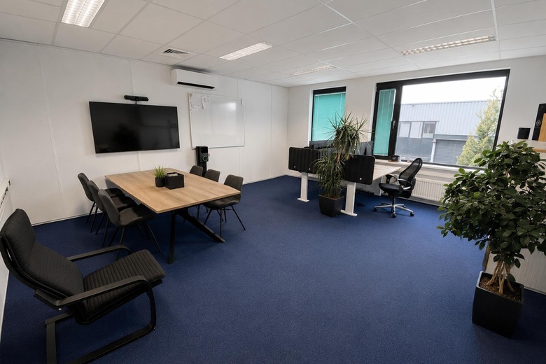 BedrijfsruimteaanAntennestraat 86<br/> inAlmere