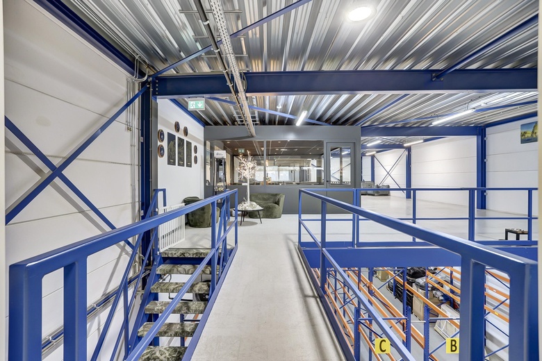 BedrijfsruimteaanCoenecoop 3 D 2<br/> inWaddinxveen