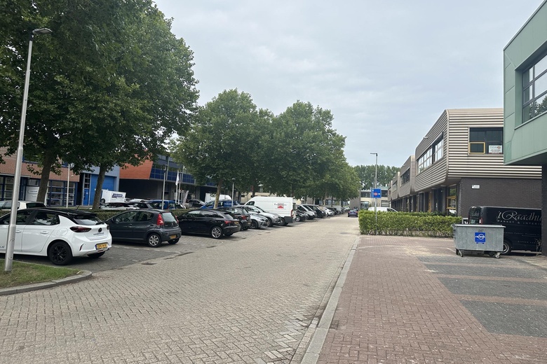 KantoorruimteaanA. van Leeuwenhoekweg 38 A 6<br/> inAlphen aan den Rijn