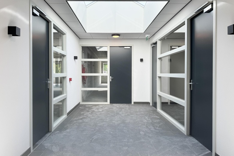 KantoorruimteaanNijverheidslaan 8 S<br/> inWeesp