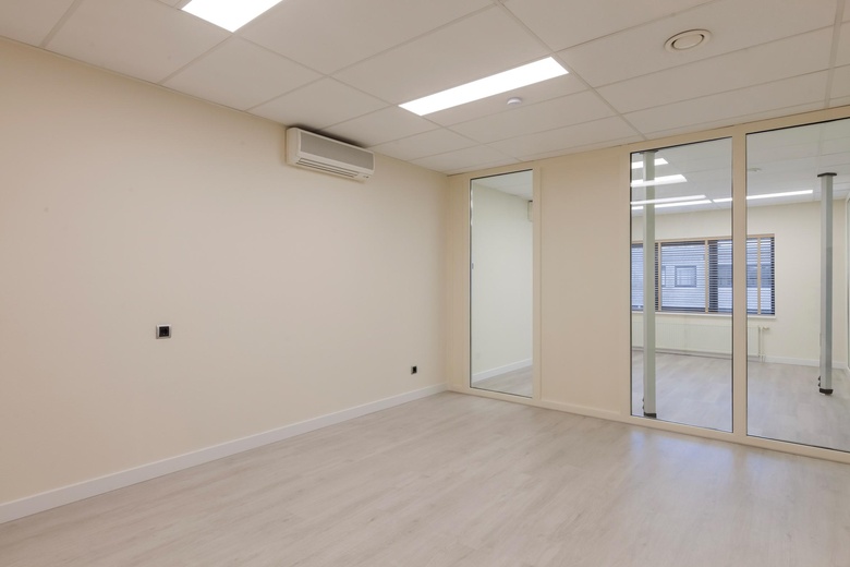 BedrijfsruimteaanMarconistraat 46<br/> inGouda BedrijfsruimteaanMarconistraat 46<br/> inGouda