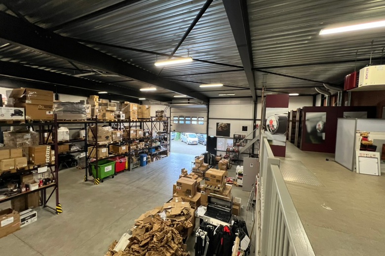 BedrijfsruimteaanTsjukemarwei 12<br/> inSint Nicolaasga