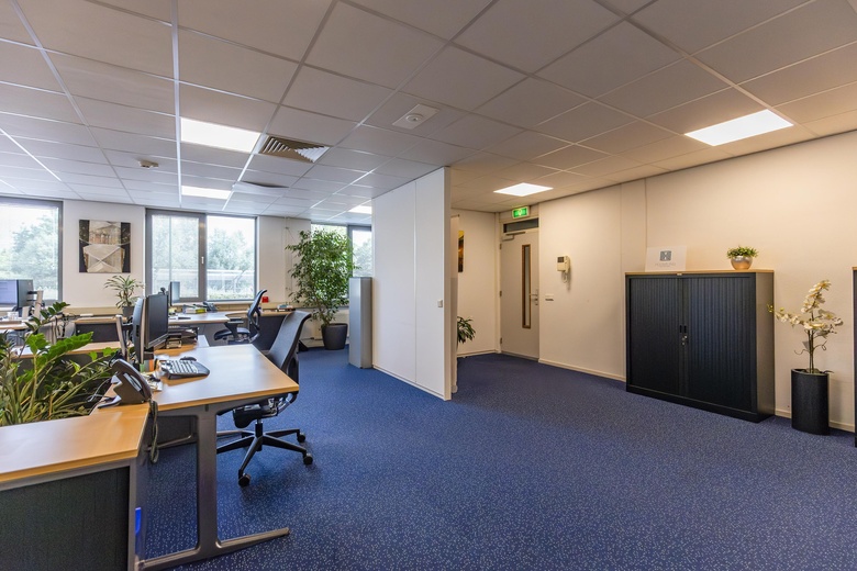 KantoorruimteaanHuizermaatweg 352<br/> inHuizen KantoorruimteaanHuizermaatweg 352<br/> inHuizen