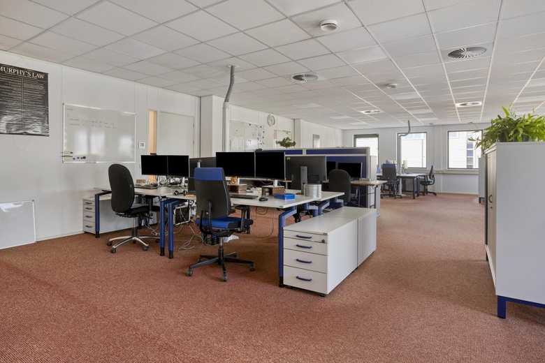 KantoorruimteaanSchutweg 15 a<br/> inWaalwijk KantoorruimteaanSchutweg 15 a<br/> inWaalwijk