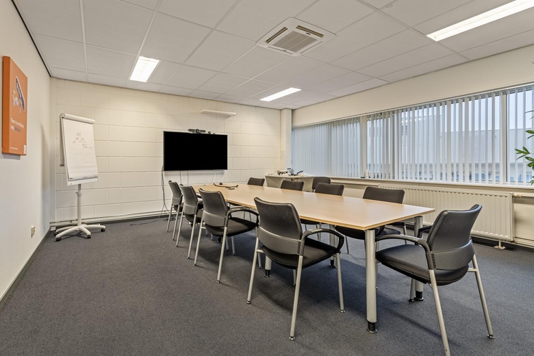 BedrijfsruimteaanTieleman en Drosweg 17<br/> inLeiden