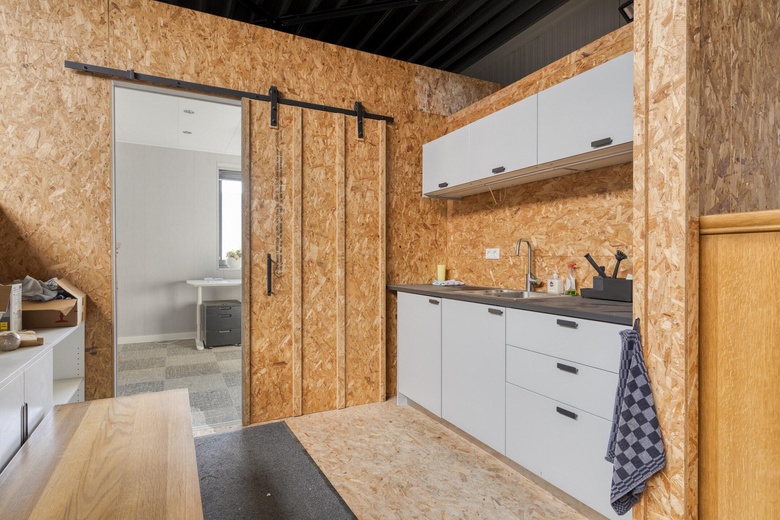 BedrijfsruimteaanSnelliusweg 49<br/> inTholen