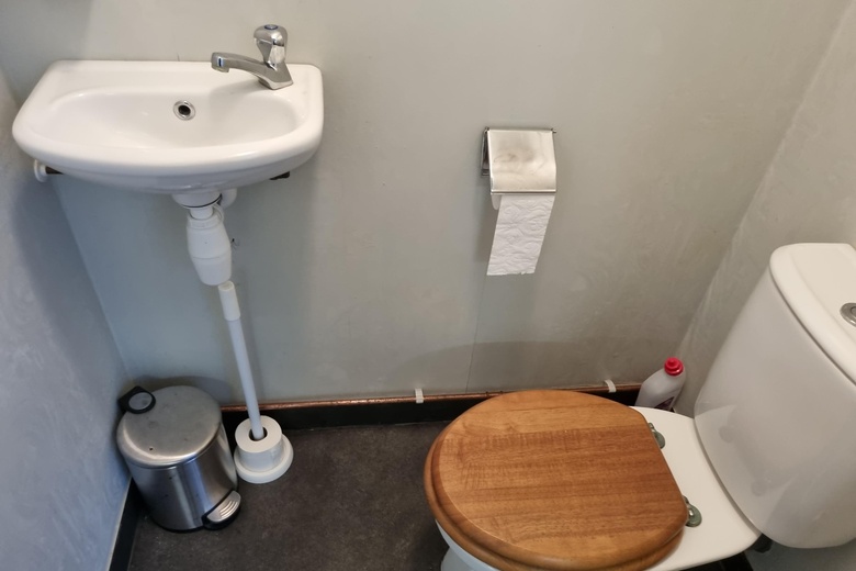 BedrijfsruimteaanKokstraat 37<br/> inEefde