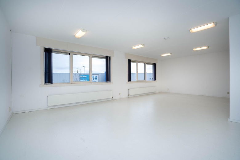 KantoorruimteaanEinsteinweg 11 a<br/> inHellevoetsluis