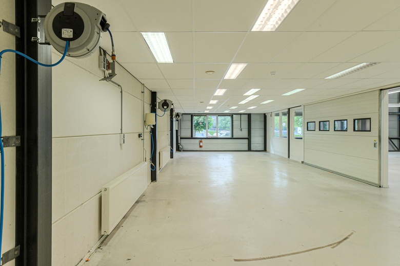 BedrijfsruimteaanVan de Reijtstraat 102<br/> inBreda BedrijfsruimteaanVan de Reijtstraat 102<br/> inBreda