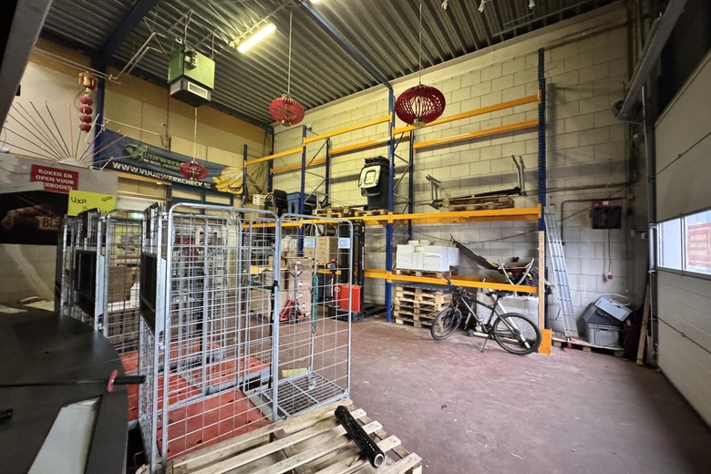 WinkelruimteaanMarkerkant 11 11<br/> inAlmere WinkelruimteaanMarkerkant 11 11<br/> inAlmere