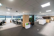 Bekijk foto 3 van Hooglandseweg 6