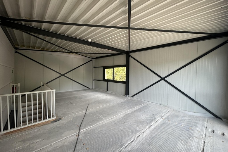 Bedrijfsruimteaanvan Beethovensingel 128 M<br/> inVlaardingen