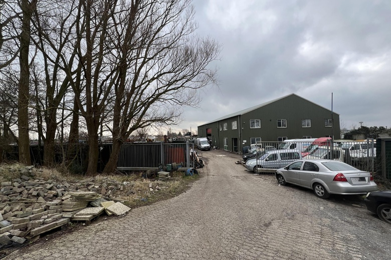 BedrijfsruimteaanWaarddijk Noord 4<br/> inOudkarspel