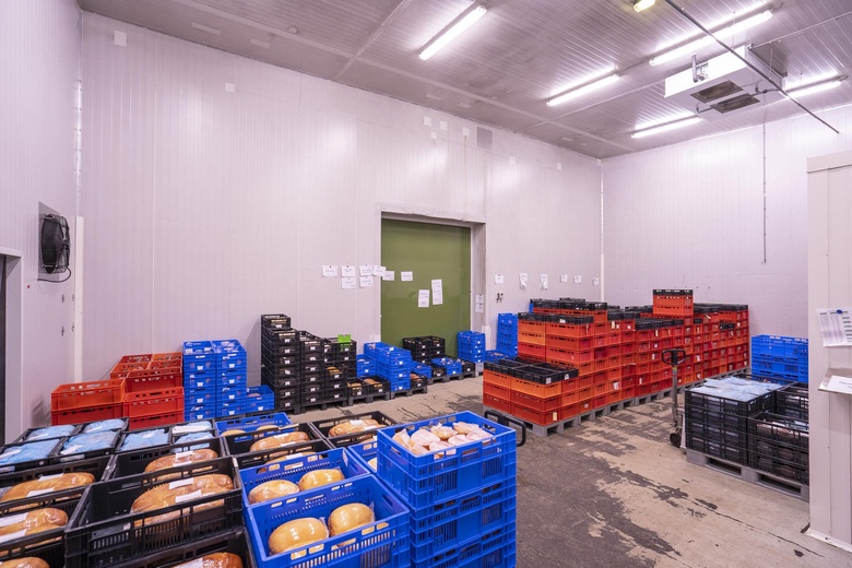 BedrijfsruimteaanIndustrieweg 31 - 33<br/> inWaardenburg BedrijfsruimteaanIndustrieweg 31 - 33<br/> inWaardenburg