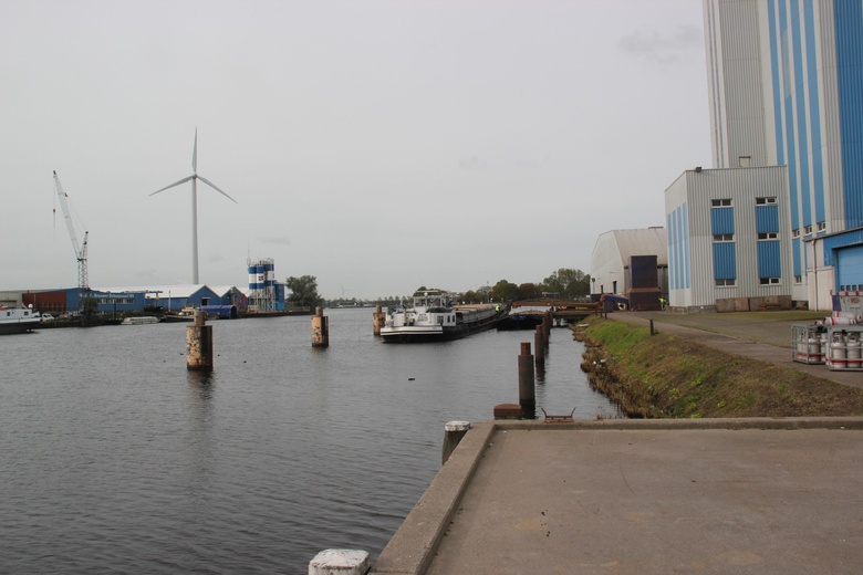 BedrijfsruimteaanRijshoutweg 31<br/> inZaandam