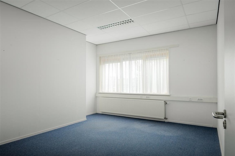 BedrijfsruimteaanNipkowweg 5 II<br/> inJoure BedrijfsruimteaanNipkowweg 5 II<br/> inJoure