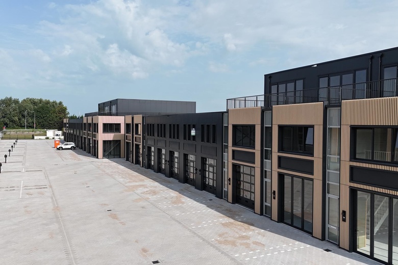 BedrijfsruimteaanAfmijnstraat 71<br/> inAmstelveen BedrijfsruimteaanAfmijnstraat 71<br/> inAmstelveen