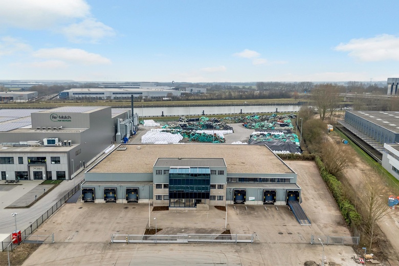 BedrijfsruimteaanPanovenweg 10<br/> inTiel