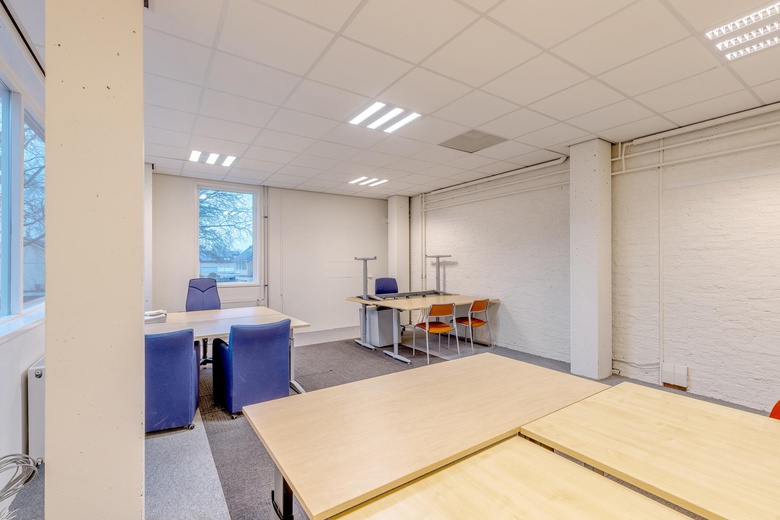 BedrijfsruimteaanLentemorgen 5<br/> inZevenaar BedrijfsruimteaanLentemorgen 5<br/> inZevenaar