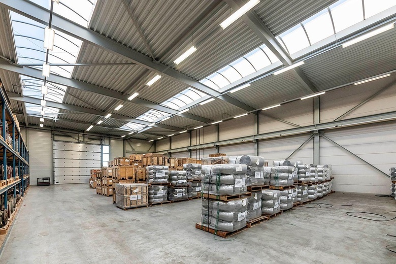 BedrijfsruimteaanHeliotroopring 300<br/> inDordrecht