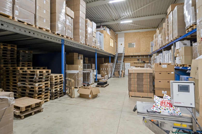 BedrijfsruimteaanOslostraat 60<br/> inSittard