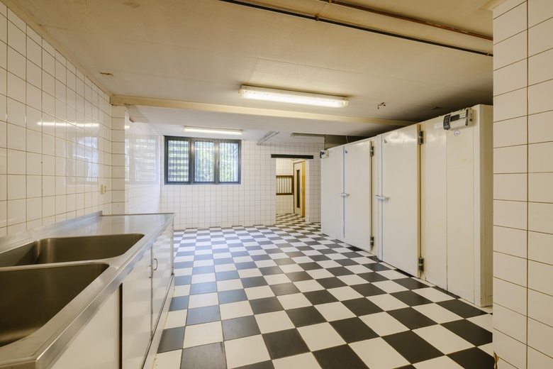 WinkelruimteaanBinnenweg 143<br/> inHeemstede