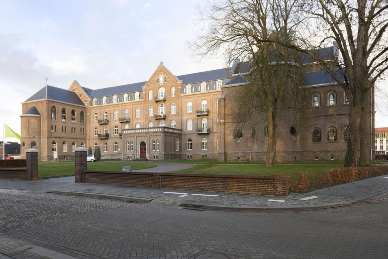 KantoorruimteaanEmmerikseweg 25<br/> in's-Heerenberg KantoorruimteaanEmmerikseweg 25<br/> in's-Heerenberg