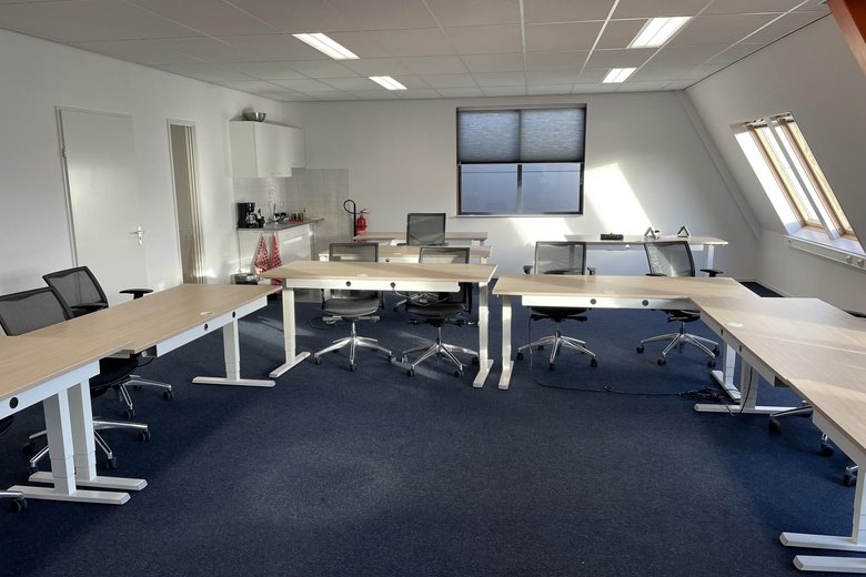 BedrijfsruimteaanTolboomweg 1<br/> inTerschuur