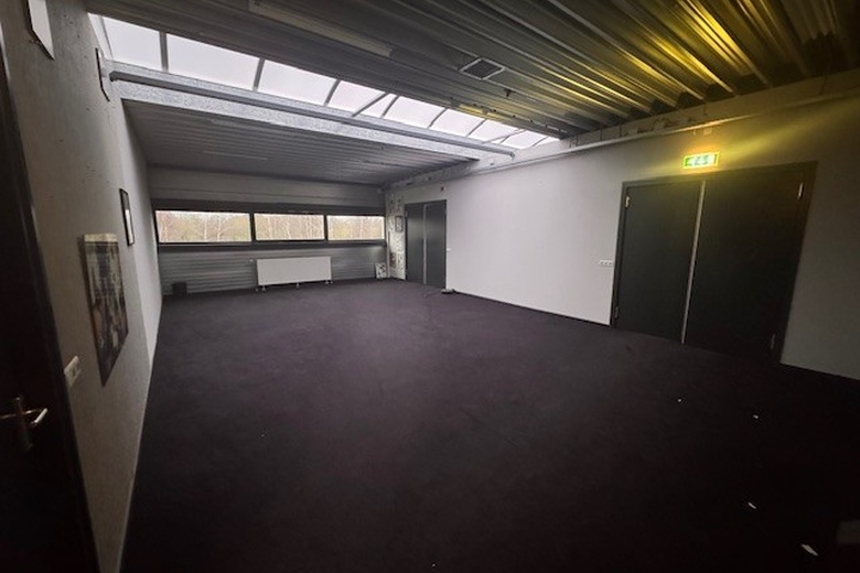 Bekijk foto 13 in  aan de  in 