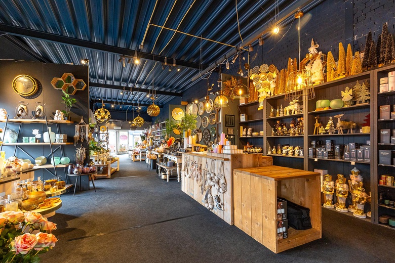 WinkelruimteaanKanaalstraat 77<br/> inLisse WinkelruimteaanKanaalstraat 77<br/> inLisse