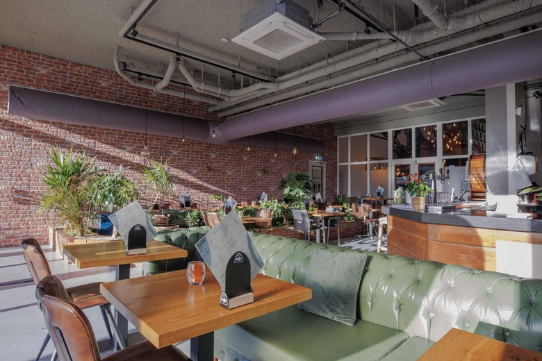 HorecaaanZuidersingel 8<br/> inLeeuwarden