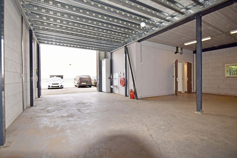 BedrijfsruimteaanAugustapolder 8<br/> inBarendrecht BedrijfsruimteaanAugustapolder 8<br/> inBarendrecht