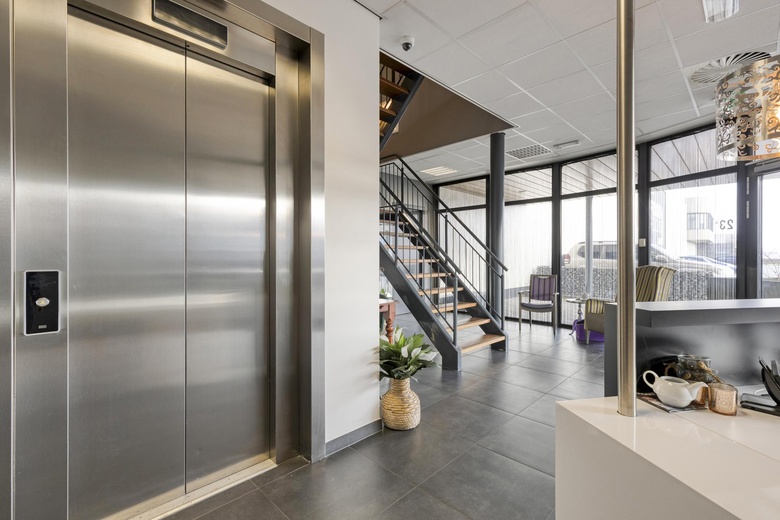 BedrijfsruimteaanGompenstraat 23<br/> inWaalwijk