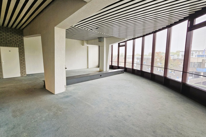 KantoorruimteaanSpoorsingel 1 A<br/> inHeerlen