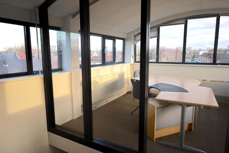 BedrijfsruimteaanKerkstraat 7<br/> inHank BedrijfsruimteaanKerkstraat 7<br/> inHank