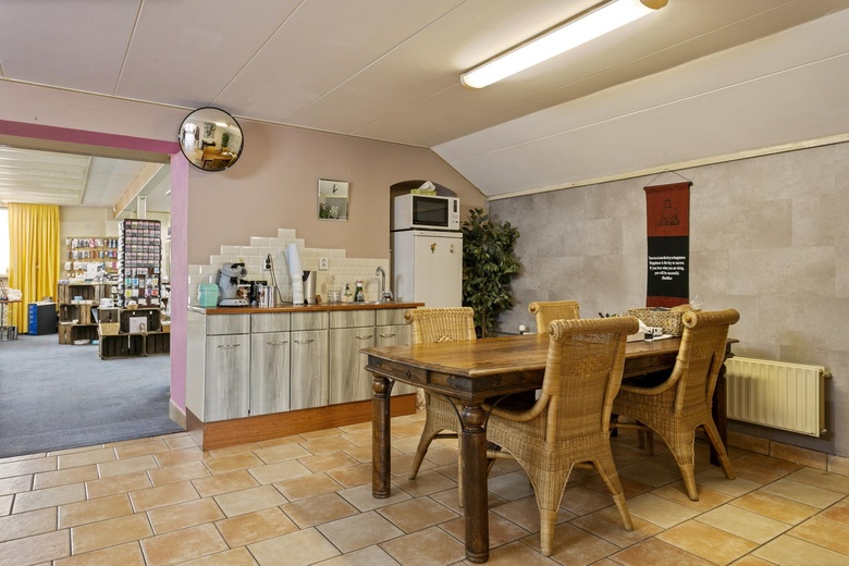 BedrijfsruimteaanHulsdonksestraat 103 a<br/> inRoosendaal BedrijfsruimteaanHulsdonksestraat 103 a<br/> inRoosendaal