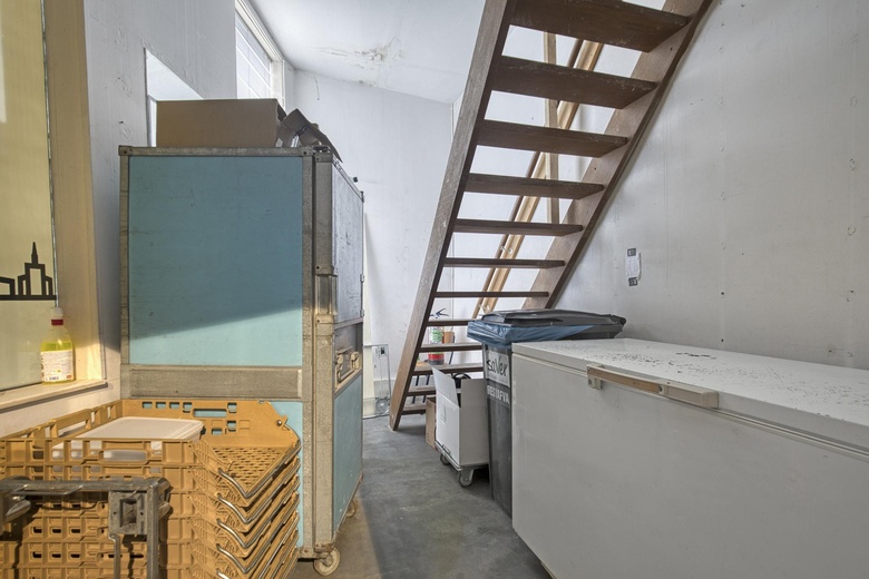 WinkelruimteaanSint-Josephstraat 2<br/> inBergen op Zoom WinkelruimteaanSint-Josephstraat 2<br/> inBergen op Zoom