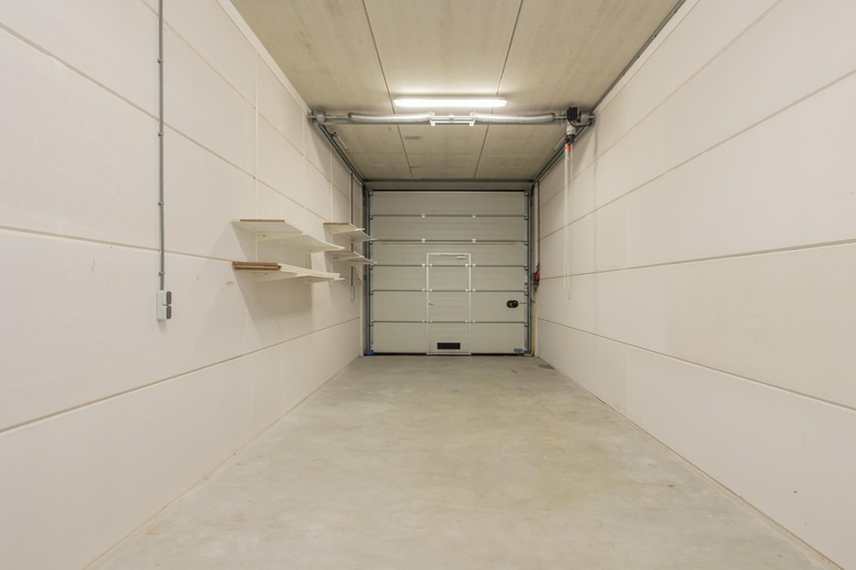 BedrijfsruimteaanVeerpolder 19 077<br/> inWarmond