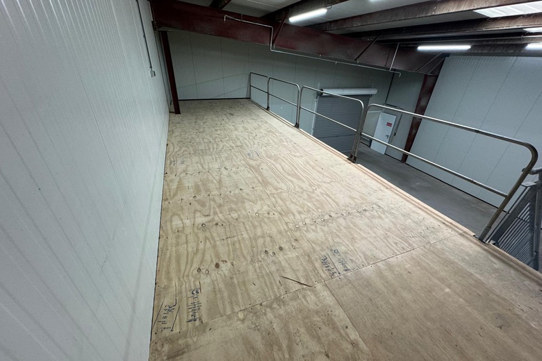 BedrijfsruimteaanKempenlandstraat 15 - 27<br/> inVught BedrijfsruimteaanKempenlandstraat 15 - 27<br/> inVught