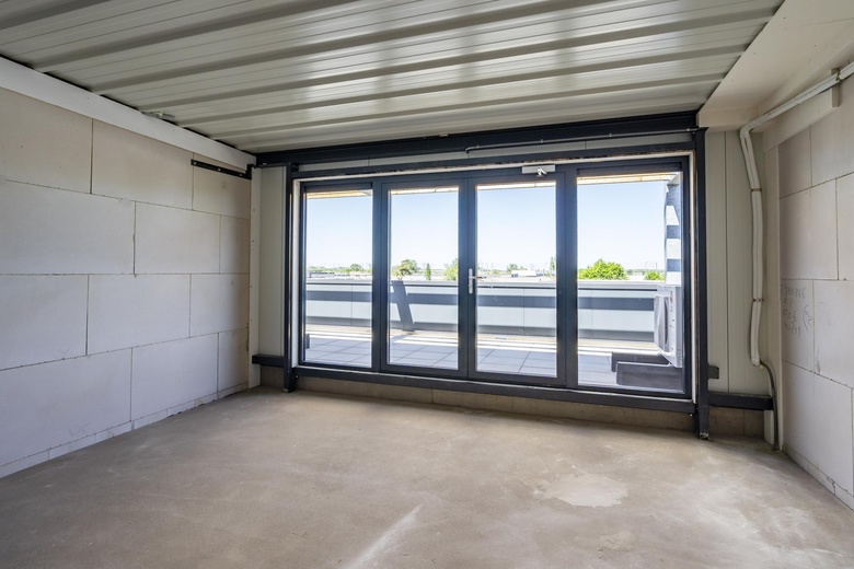 BedrijfsruimteaanHogeweyselaan 215 C<br/> inWeesp