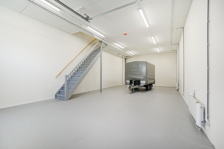 BedrijfsruimteaanJ. Keplerweg 8 E<br/> inAlphen aan den Rijn
