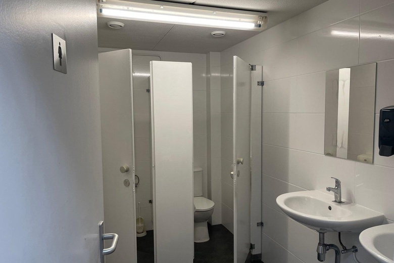 BedrijfsruimteaanVisserijweg 2<br/> inFarmsum