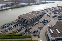 Bedrijfsruimte Dordrecht - Pieter Hoebeeweg 99 - Foto 1